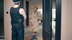 Man vs. Bee 1. Sezon 4. Bölüm